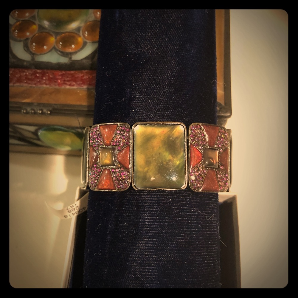 Natural stone and crystal bracelet